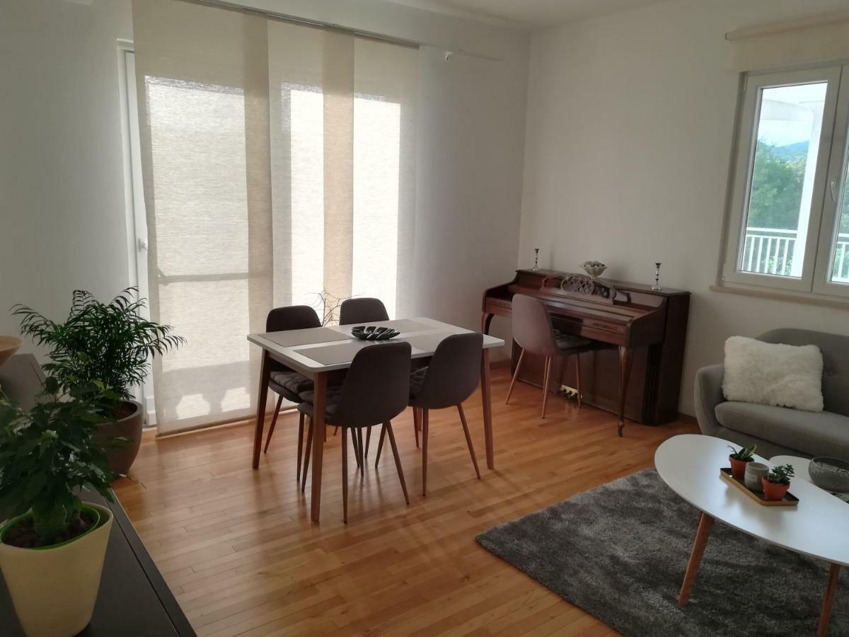 זבלטיצה The Piano Apartment מראה חיצוני תמונה